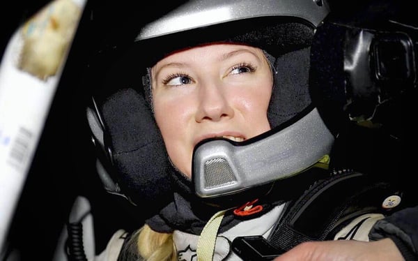 Louise Cook pilote de rallye et ambassadrice D-BOX